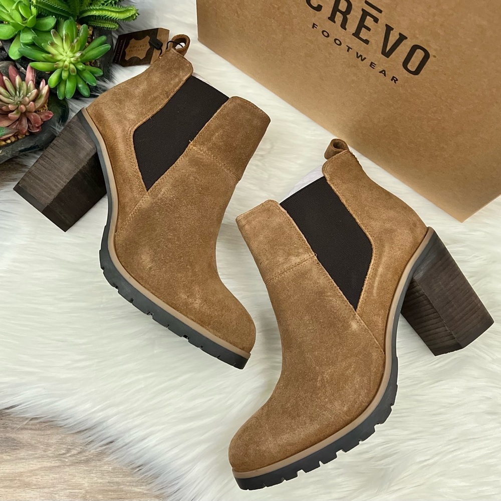 NIB Crevo Alicia Suede Lug Sole Chelsea Boot Bootie Tan 9M